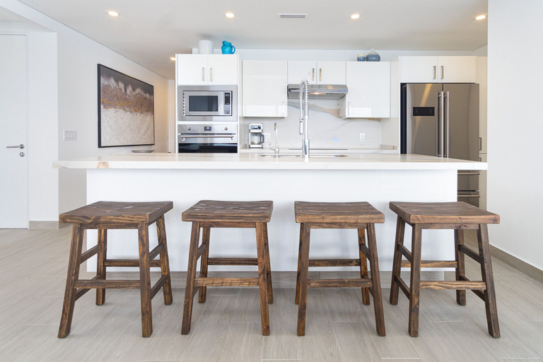 Private kitchen 5, Stunning 2 Bedroom Corner Beach Front Condominium Encantame C-1105, Puerto Peñasco