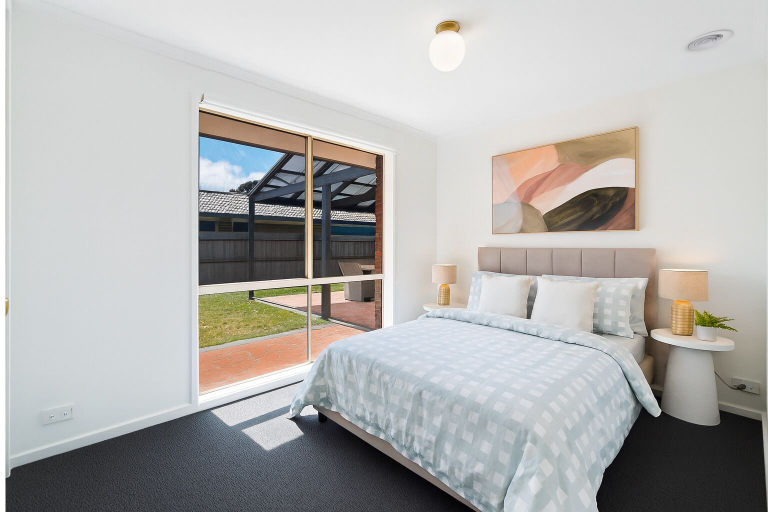 Room 3, Family Oasis near Watergardens Parking, Brimbank - Keilor