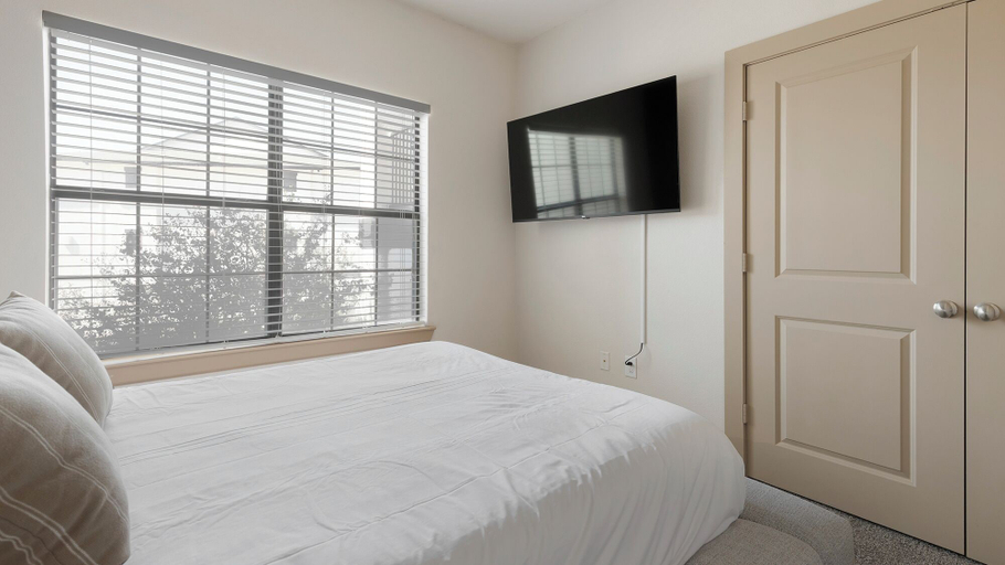 Room 5, Landing Apartments New Braunfels - Sundance, Comal