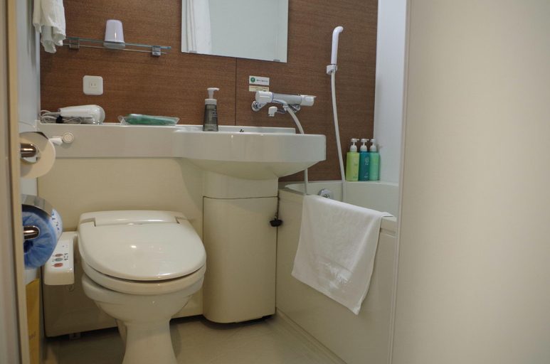 Bathroom 4, Hotel Route Inn Minami Yokkaichi, Yokkaichi