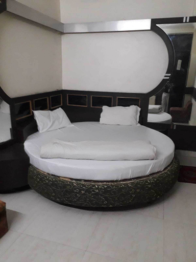 Room 4, Hotel Anmol International, Delhi