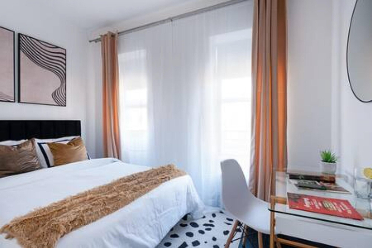 Bedroom 2, 444-4c Newly Renovated Studio in Hell s Kitchen, New York