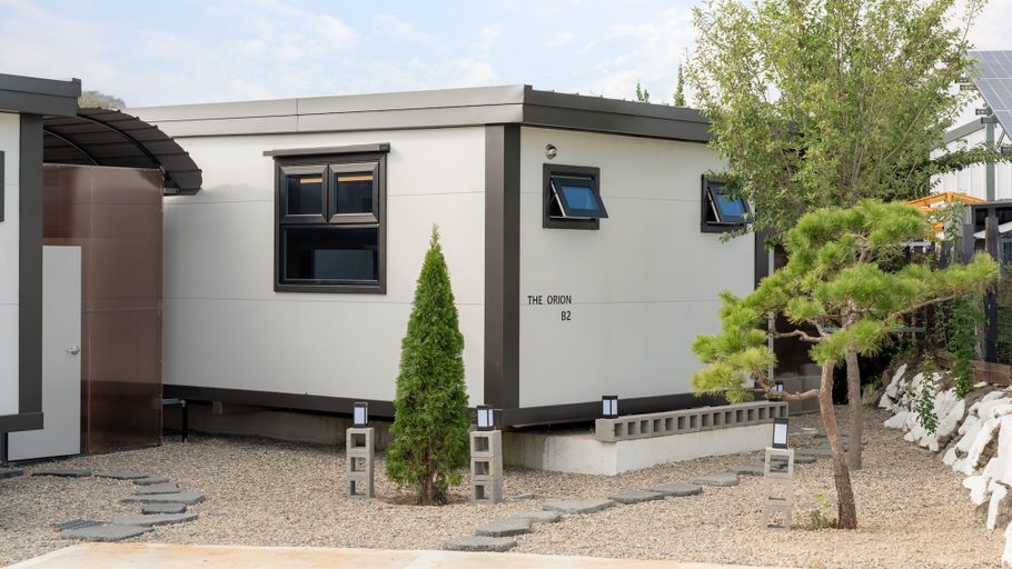 Exterior & Views 2, Gyeongju Orion Caravan, Gyeongju