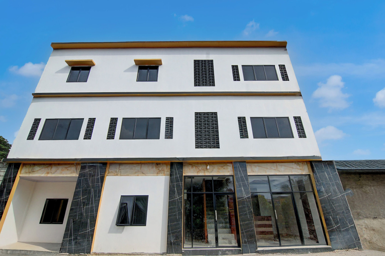 Primary image, Collection O 94762 Starlight, Pekanbaru