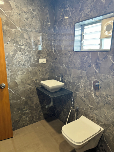 Bathroom 5, Nicolas Farm & Resort, Nagpur