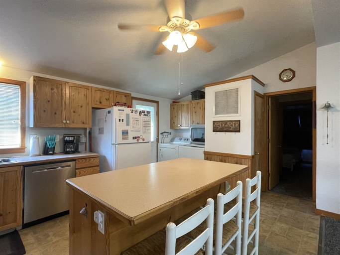 Private kitchen 5, Chasing Sunsets 4 Bedroom Cottage, Dare