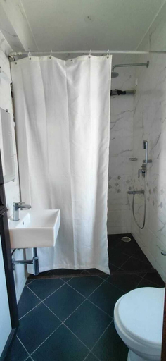 Bathroom 3, Wave Morjim Hotel, North Goa