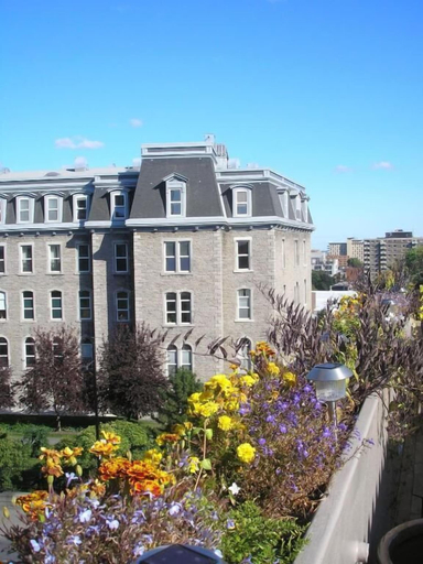Exterior & Views 2, Auberge du Plateau - Hostel, Montréal