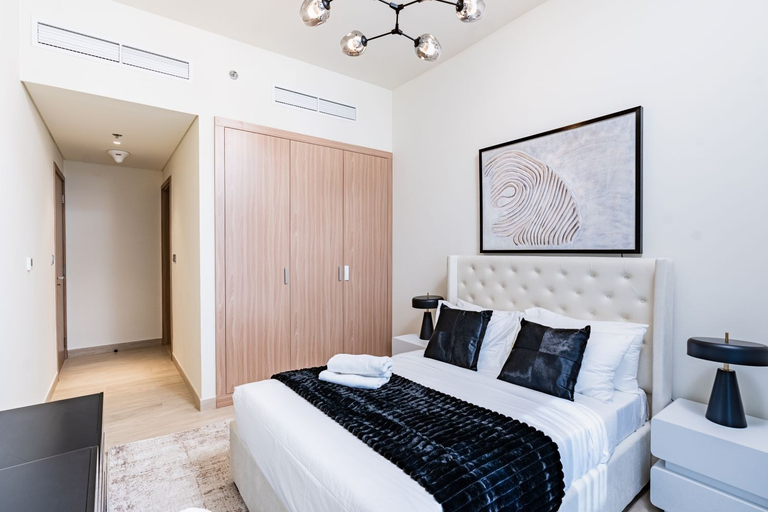 Room 3, Nasma Luxury Stays - Azizi Riviera 44, Dubai
