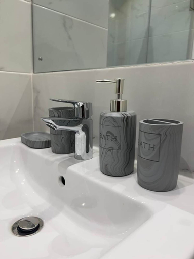Bathroom, Embassy Gardens Luxury Apartments, Accra