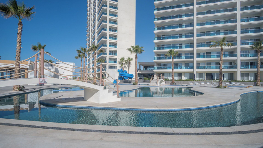 Exterior detail, Modish 2 BR Condo at Encantame Towers Velero 2204, Puerto Peñasco