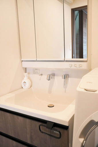 Bathroom 4, Maison Le Blanc Shironeri, Osaka