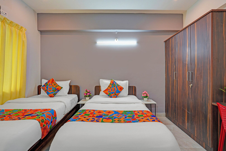 Room 2, Fabhotel Jeevith Garden Residency, Bangalore