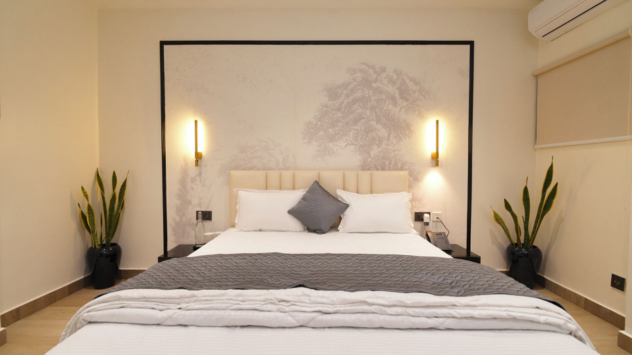 Room 2, Hotel Kuber, Kamrup Metropolitan