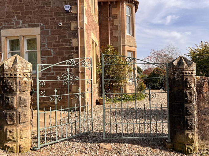 Room 2, Ard Solas, Perthshire and Kinross