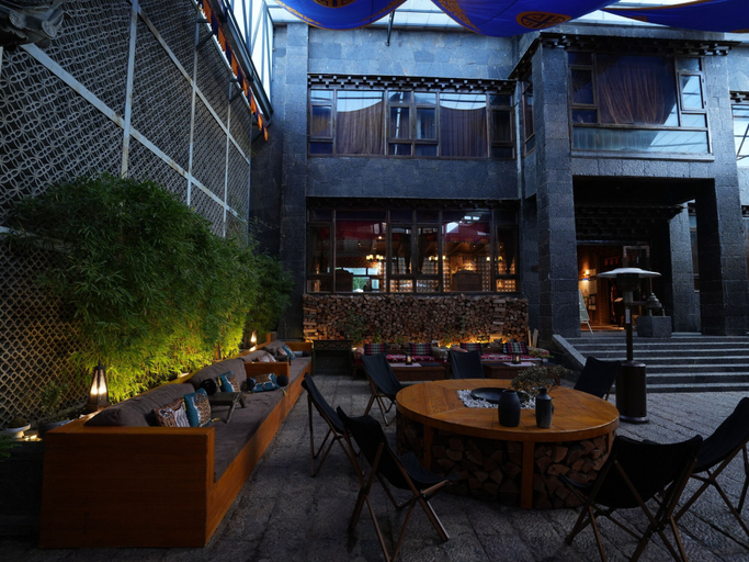 Cafe 2, Sangzhu Kangzhu Luxury Residence, Dêqên Tibetan