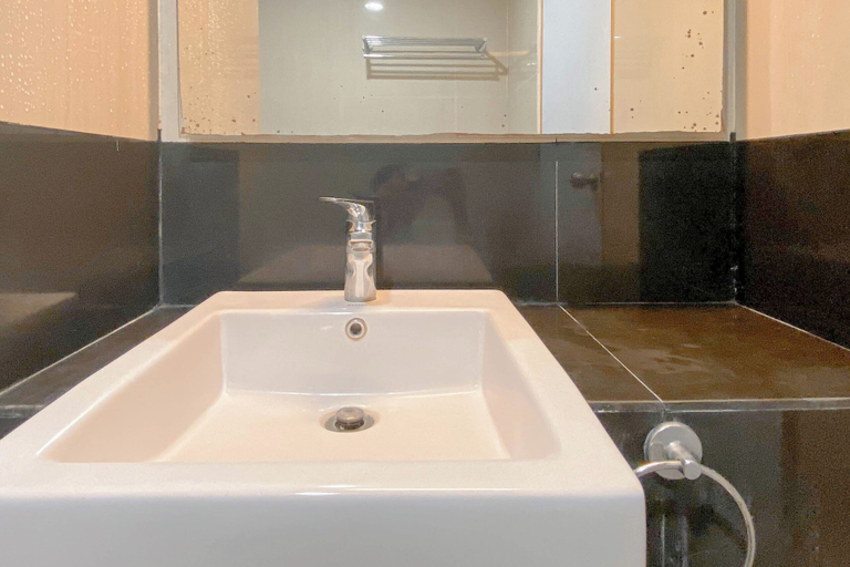 Bathroom 4, Studio Room Near Mall At Star Semarang Apartment, Semarang