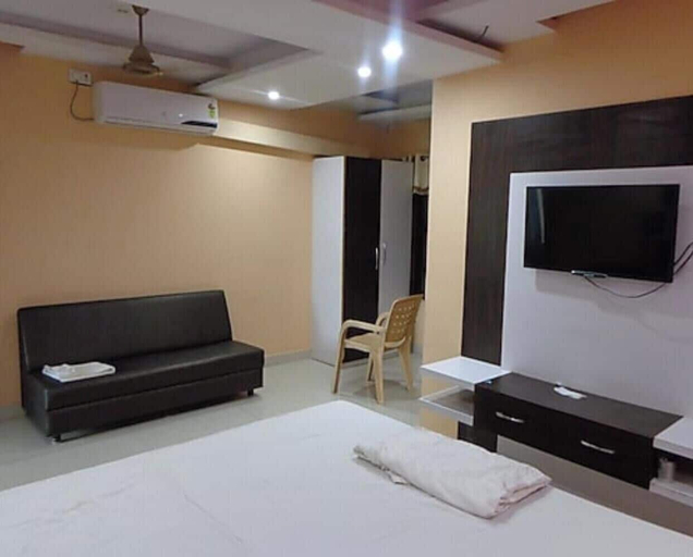 Room 4, Hotel Park Paradise and Restaurant, Narsimhapur