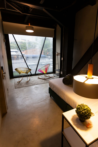 Room 2, Hotel Lleras Park III, Medellín