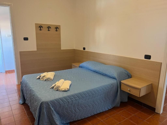 Room 3, Hotel Florida Capo Rizzuto, Crotone