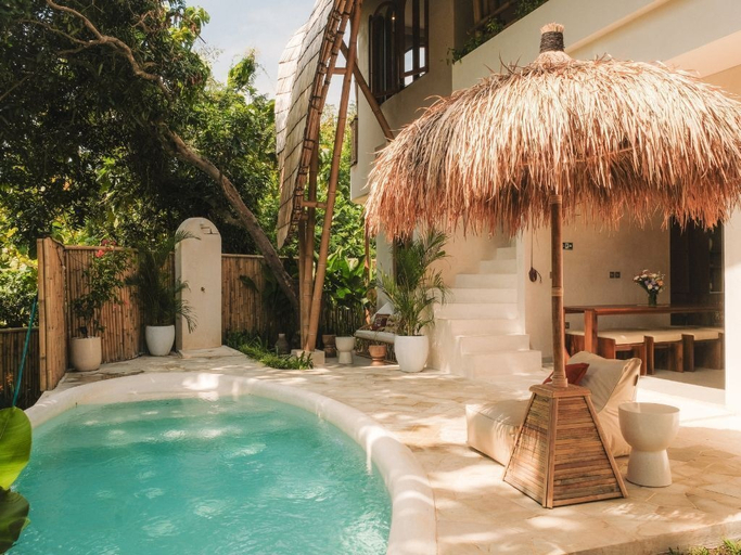 Pool 5, Totem Bali Surf and Yoga, Badung