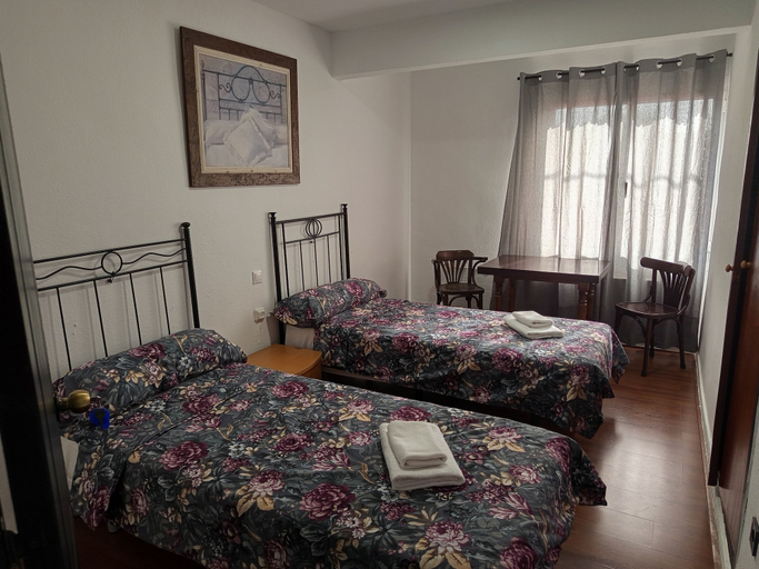Room 5, Casa la Abuela, Valencia