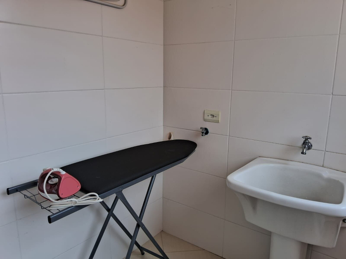 Bathroom 5, Apto Prédio Costa 1 c/ garagem no centro, São Roque