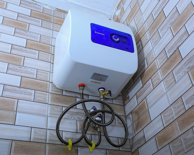 Bathroom 2, Breezy Lodge Moshi, Moshi Urban