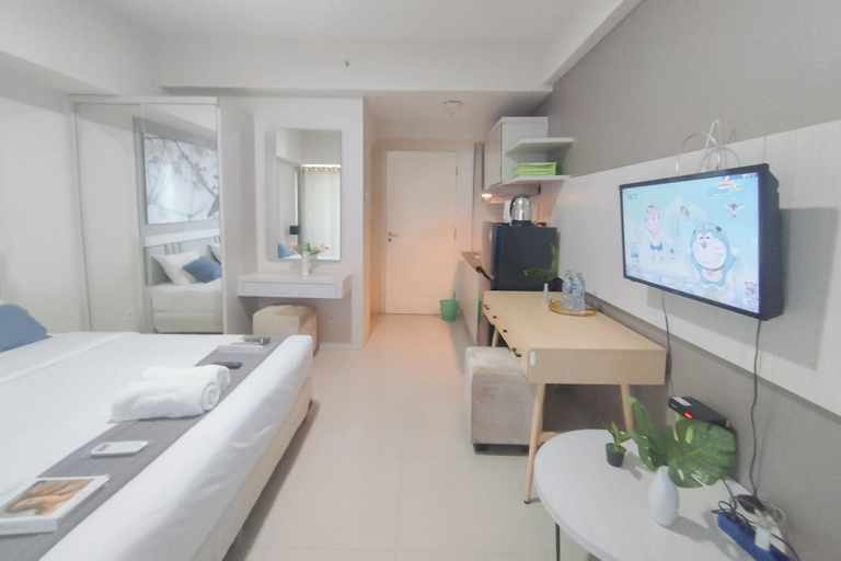 Room 3, Spacious And Modern Studio At Tanglin Supermall Mansion Apartment, Surabaya
