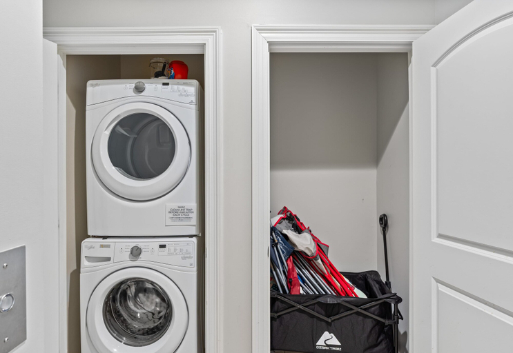 Bathroom 4, Tidal Charm by Avantstay Walk to Beach, Community Pool, Balcony, Ocean Views, Bay