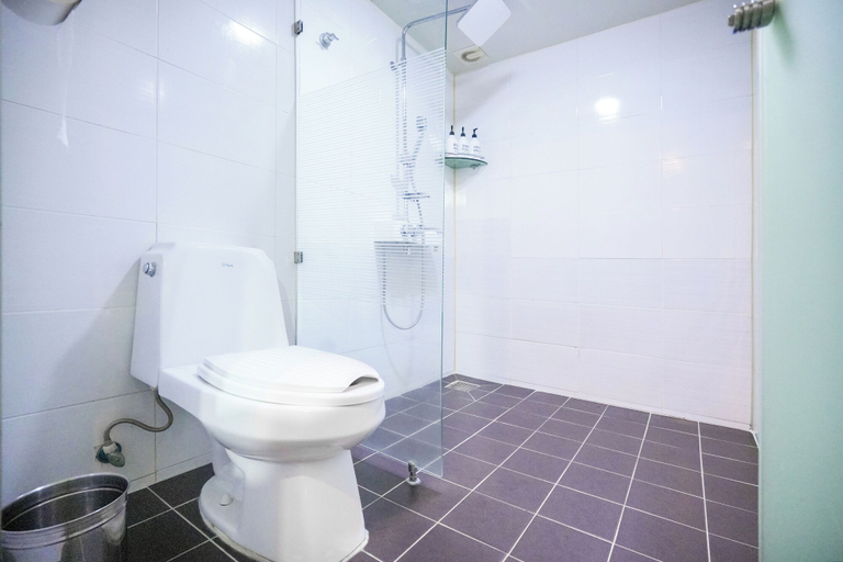 Bathroom 3, Xmotel Busan, Busanjin