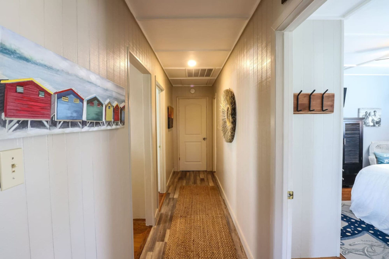 Room 3, Home Lounge and Arcade Close to Beach and Marina, Galveston