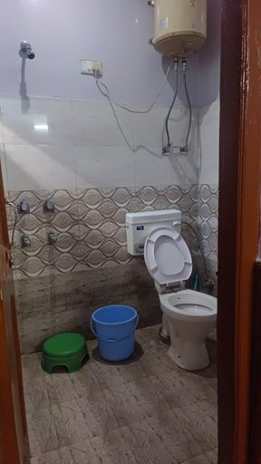 Bathroom 3, Shesh Besh Guest House & Restaurant, Kullu