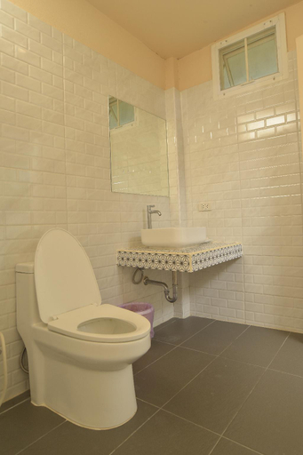 Bathroom 5, Reindeer Park Resort, Muang Nakhon Nayok
