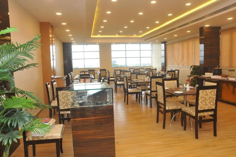 Food & Drinks 5, Hotel SR Continental, Gulbarga