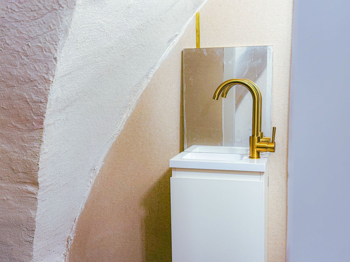 Bathroom 4, roga bjeruslem