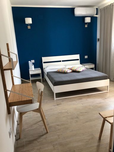 Bedroom 2, HOTEL THE GARDEN, Taranto