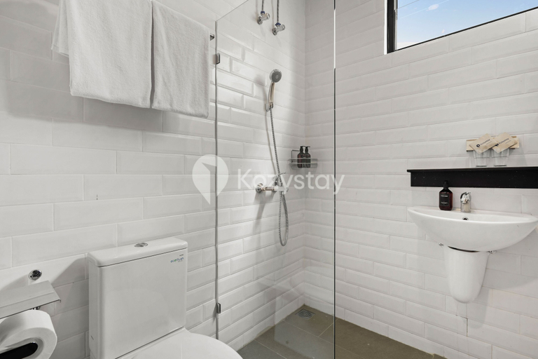 Bathroom 2, Sarona Villa by Kozystay - Jimbaran, Badung