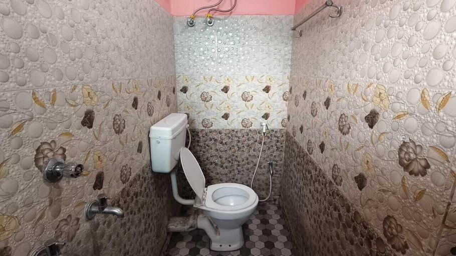 Room 5, Masum Guest House, Purba Medinipur