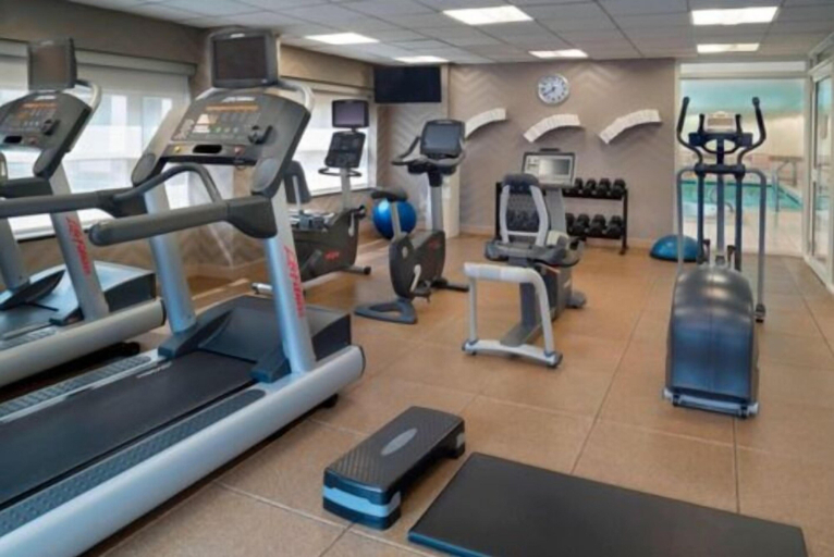 Gym, Lux Lakeview Suite CNTower Free Parking, Toronto