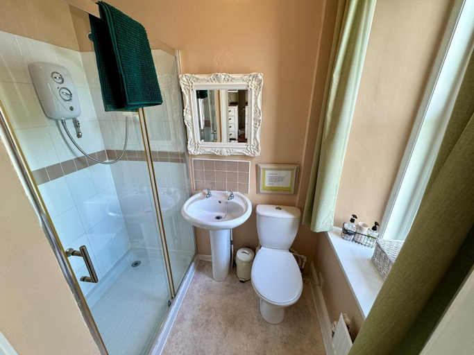 Bathroom 3, Fairhaven Stay, Conwy