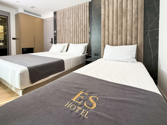 Room 4, ES Hotel, Tiranës
