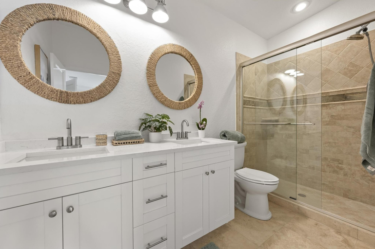 Bathroom 3, Latitude Adjustment Ami 3 Bedroom Home, Manatee