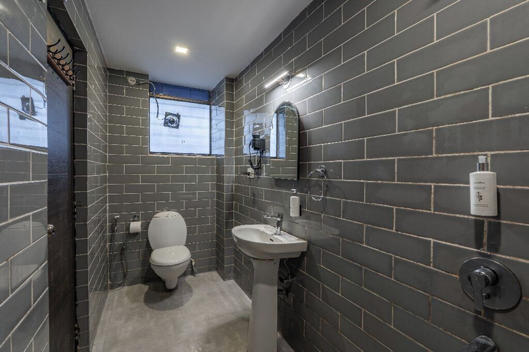 Bathroom 5, The Hosteller Goa, Candolim, North Goa