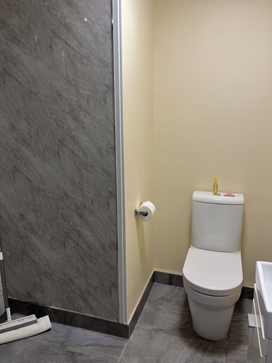 Bathroom 5, Chapel Barn, Bedfordshire