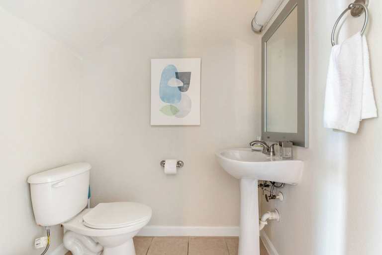 Bathroom 2, Landing Apartments - Southwest Orlando, Orange