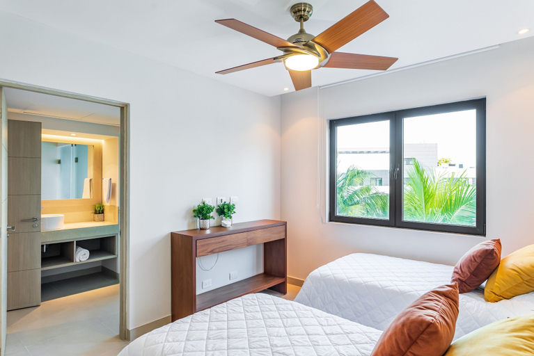 Room 2, D410 Lorena Ochoa 4 Bedroom Apts, Cozumel