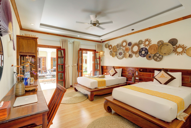Bedroom 2, Elegant Boutique Hotel Luangpraban, Chomphet