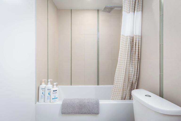 Bathroom 5, Entertainment District Suites -DT TO, Toronto