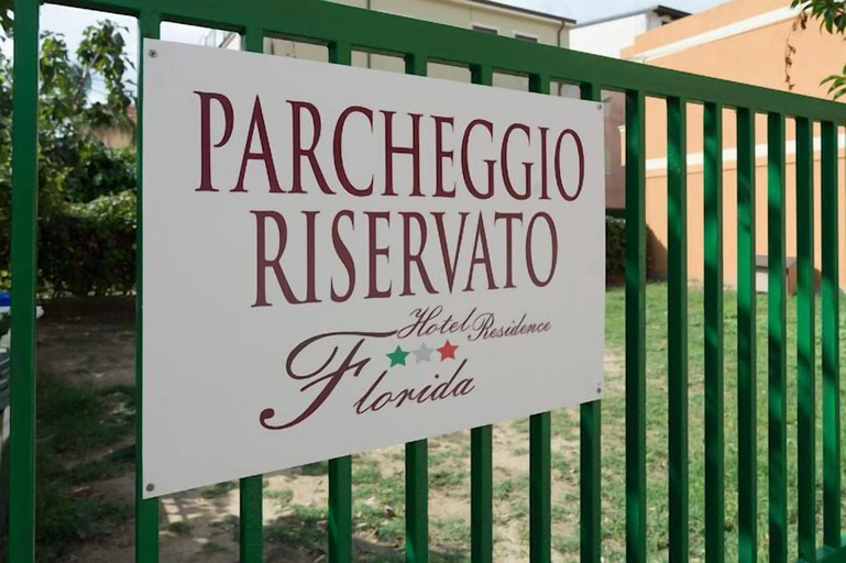 Parking, Hotel Florida Capo Rizzuto, Crotone